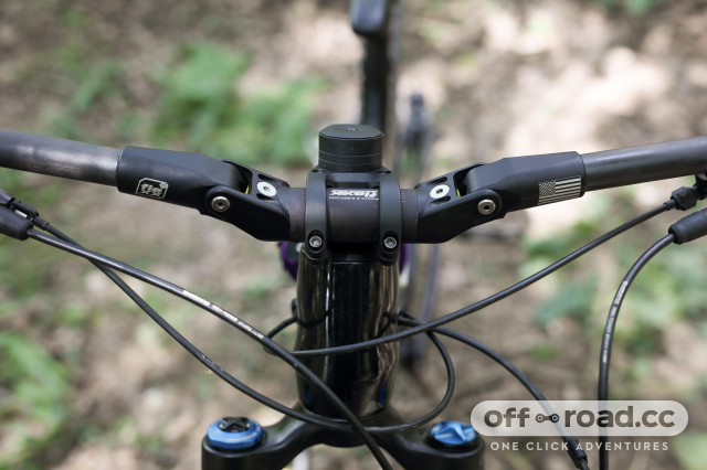 Fasst Company Flexx Enduro handlebar review off road.cc